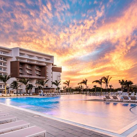 Embassy Suites By Hilton Aruba Beach Resort パームビーチ エクステリア 写真