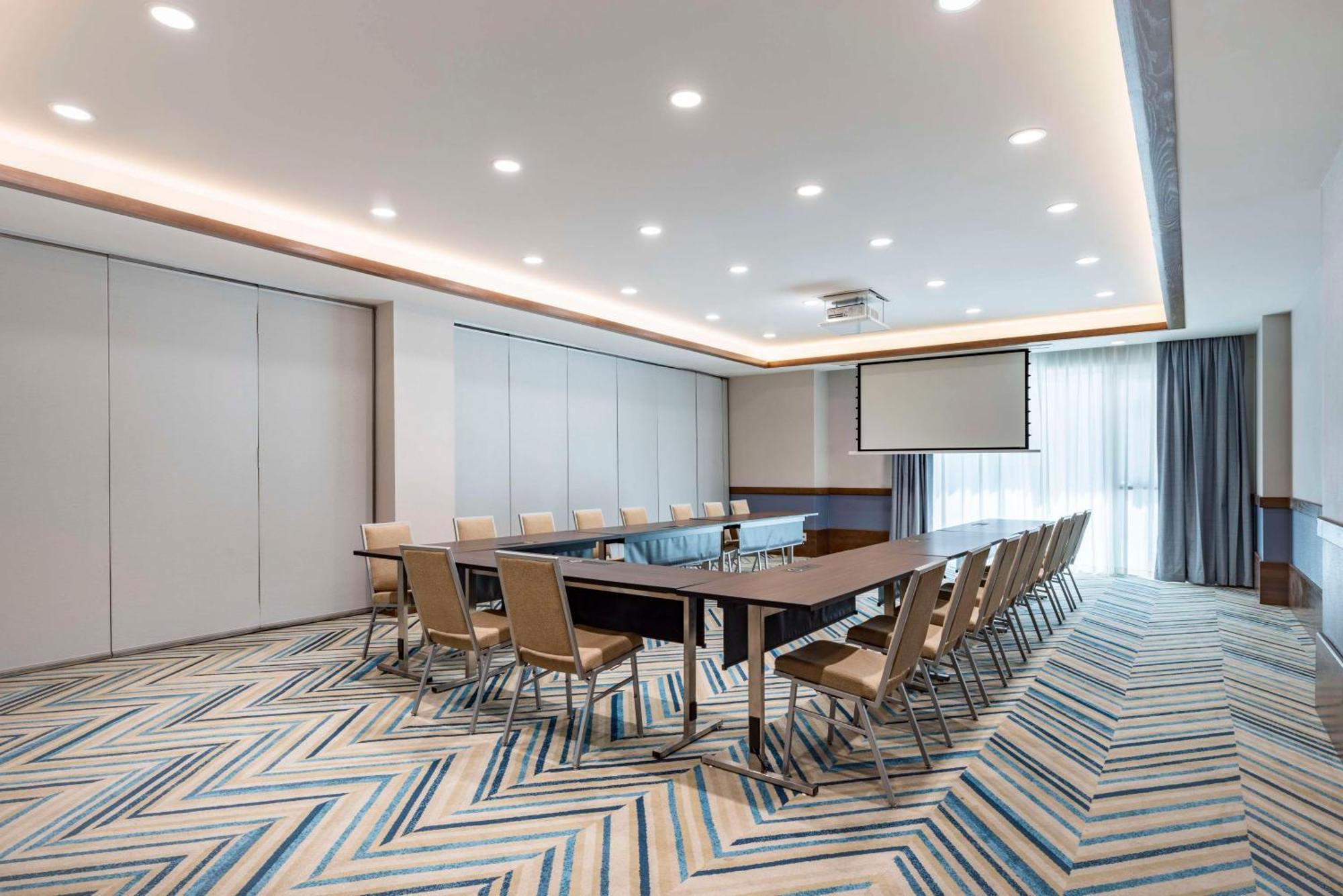 Embassy Suites By Hilton Aruba Beach Resort パームビーチ エクステリア 写真