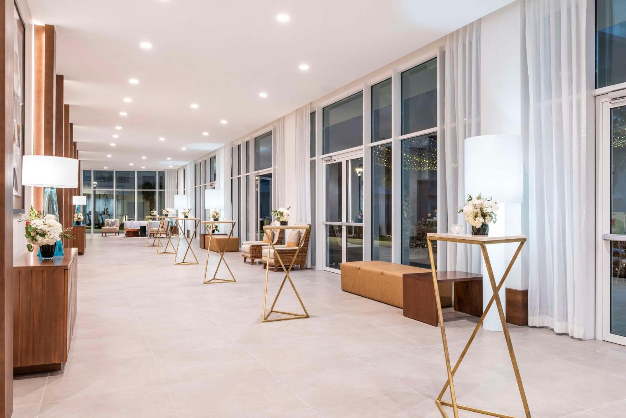 Embassy Suites By Hilton Aruba Beach Resort パームビーチ エクステリア 写真