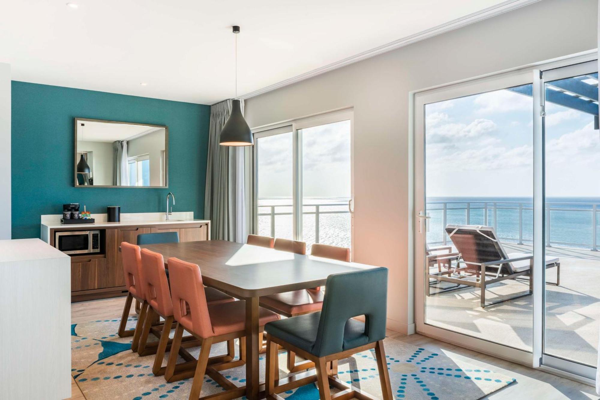 Embassy Suites By Hilton Aruba Beach Resort パームビーチ エクステリア 写真