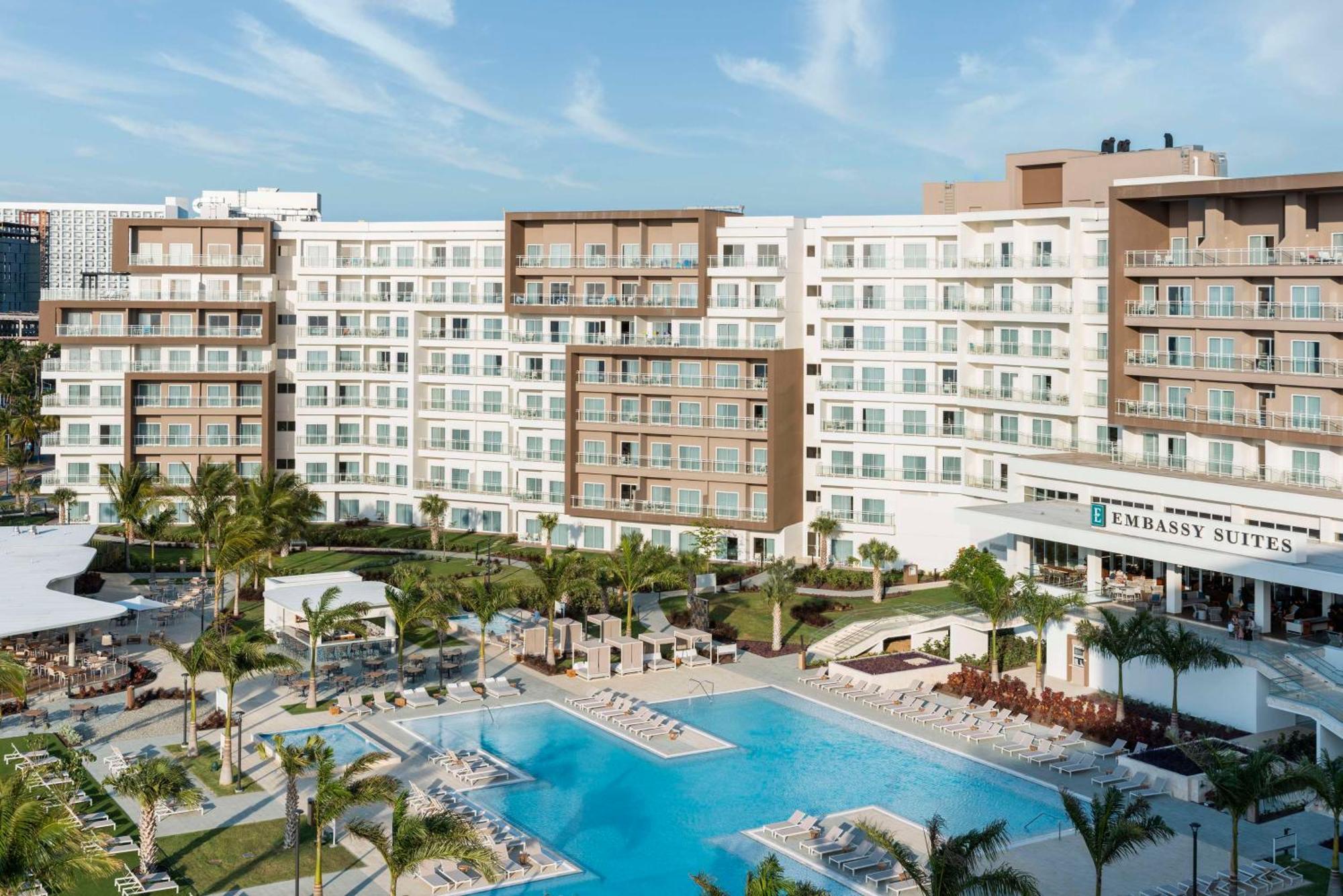 Embassy Suites By Hilton Aruba Beach Resort パームビーチ エクステリア 写真