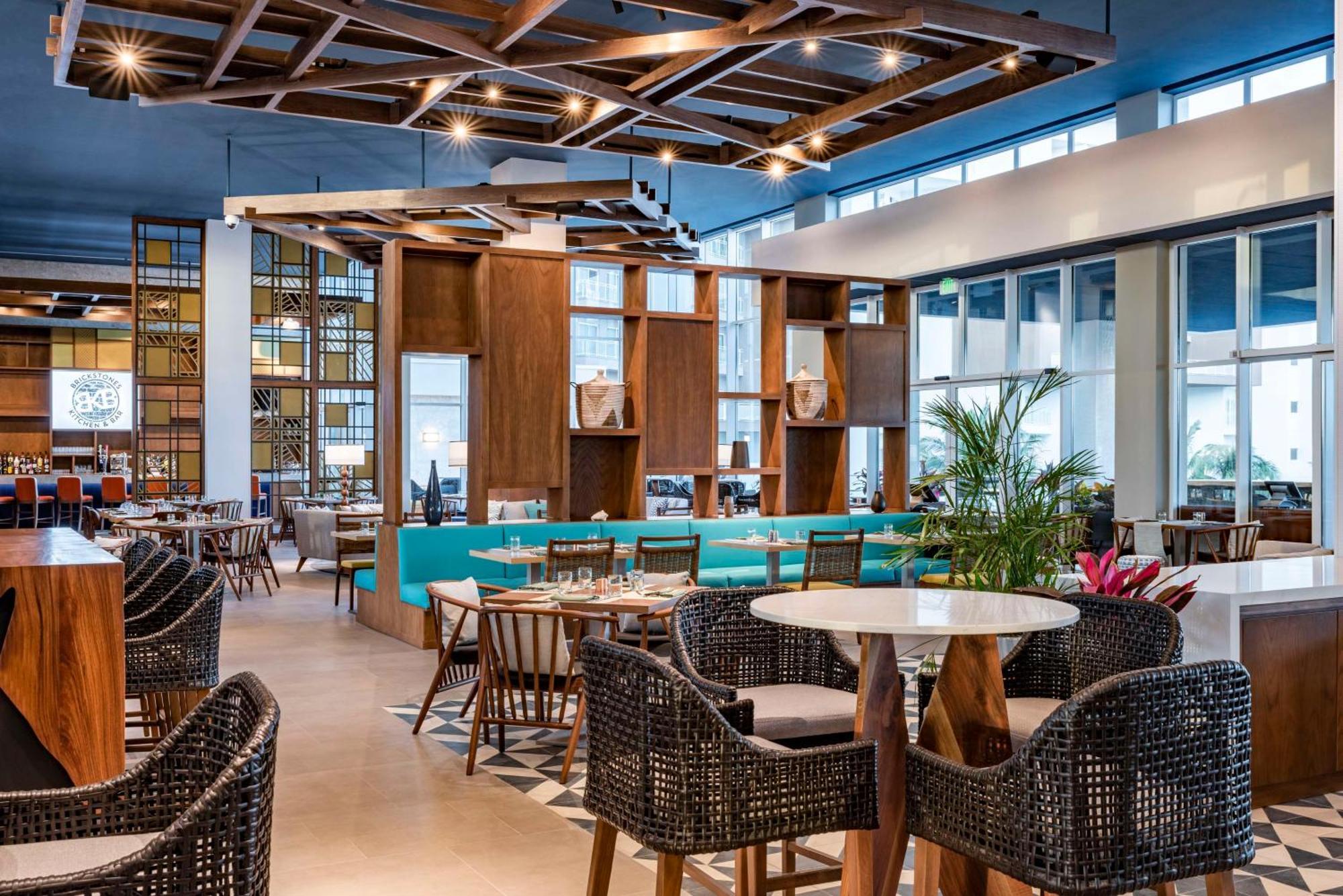 Embassy Suites By Hilton Aruba Beach Resort パームビーチ エクステリア 写真