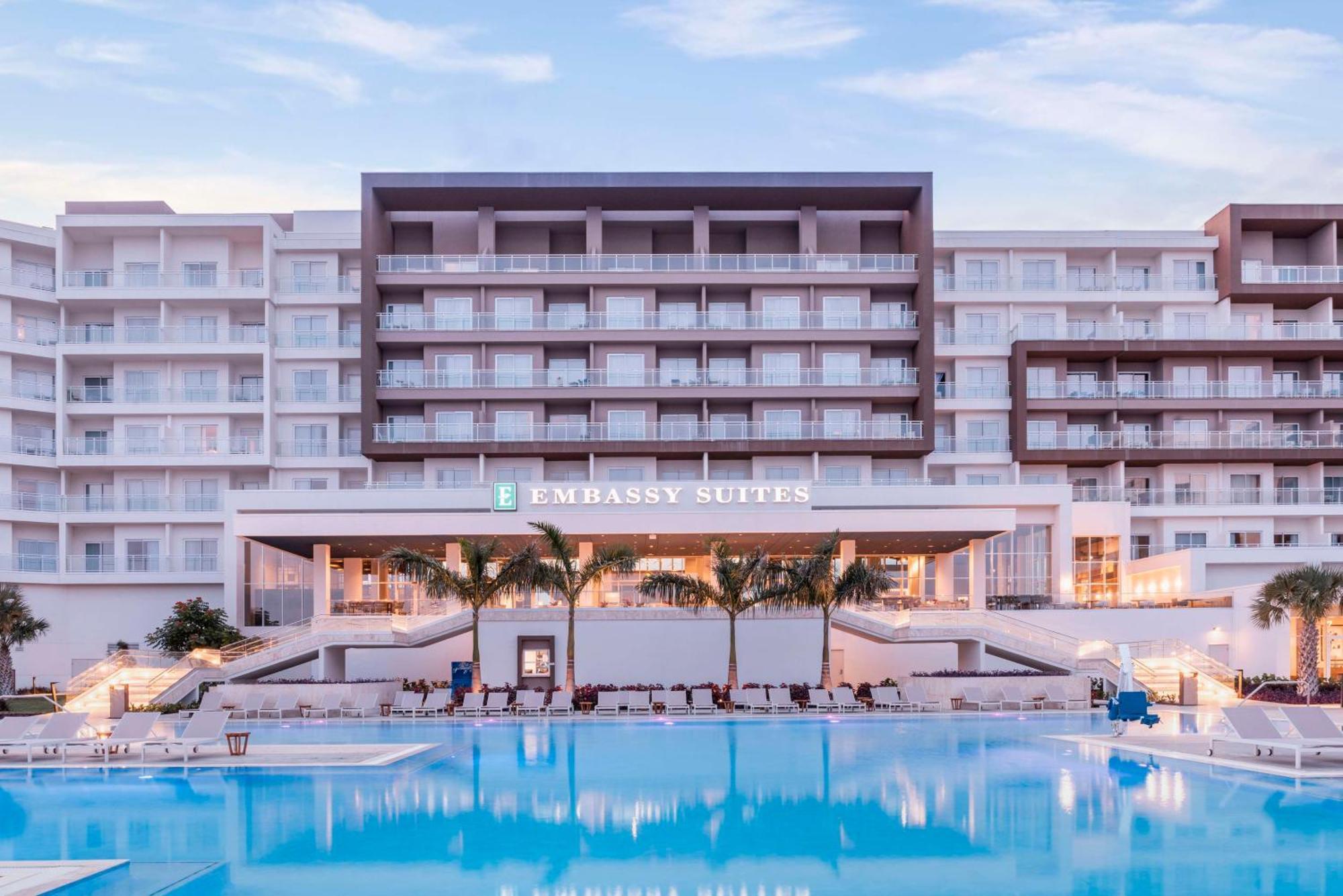 Embassy Suites By Hilton Aruba Beach Resort パームビーチ エクステリア 写真