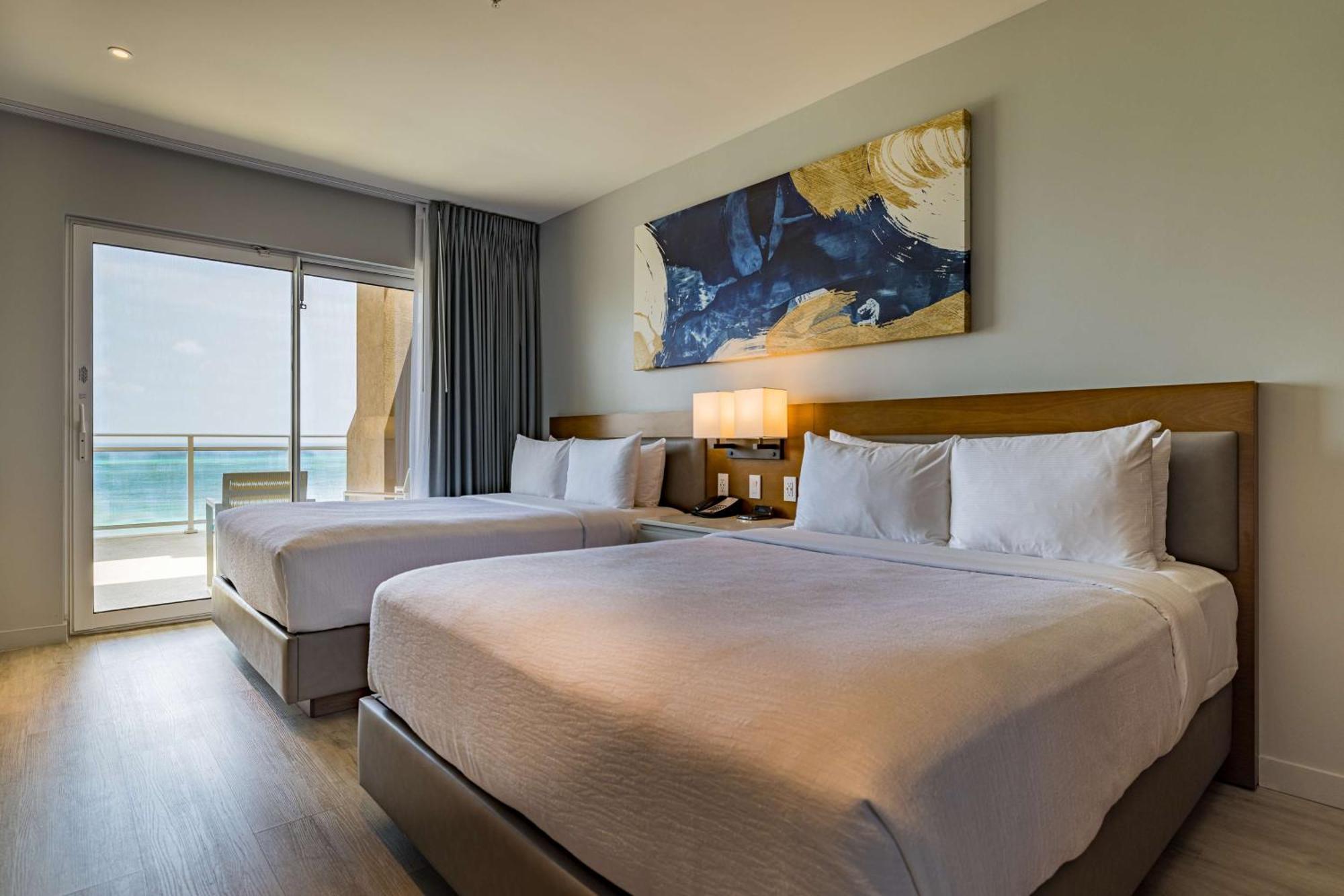 Embassy Suites By Hilton Aruba Beach Resort パームビーチ エクステリア 写真